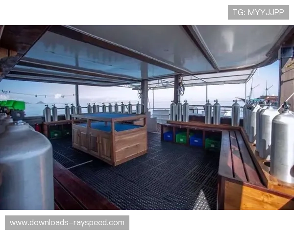 长三角首座深潜酒店启幕打造42米深水训练池破解淡水潜水资源短缺难题 长三角首座深潜酒店启幕打造42米深水训练池破解淡水潜水资源短缺难题