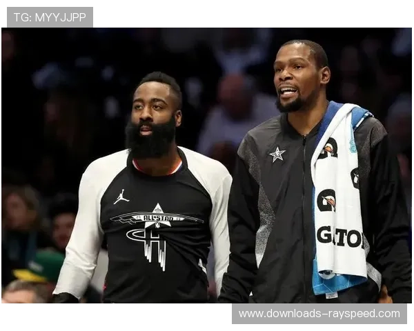 里昂捷克中场舒尔茨表现亮眼，本赛季11球5助攻